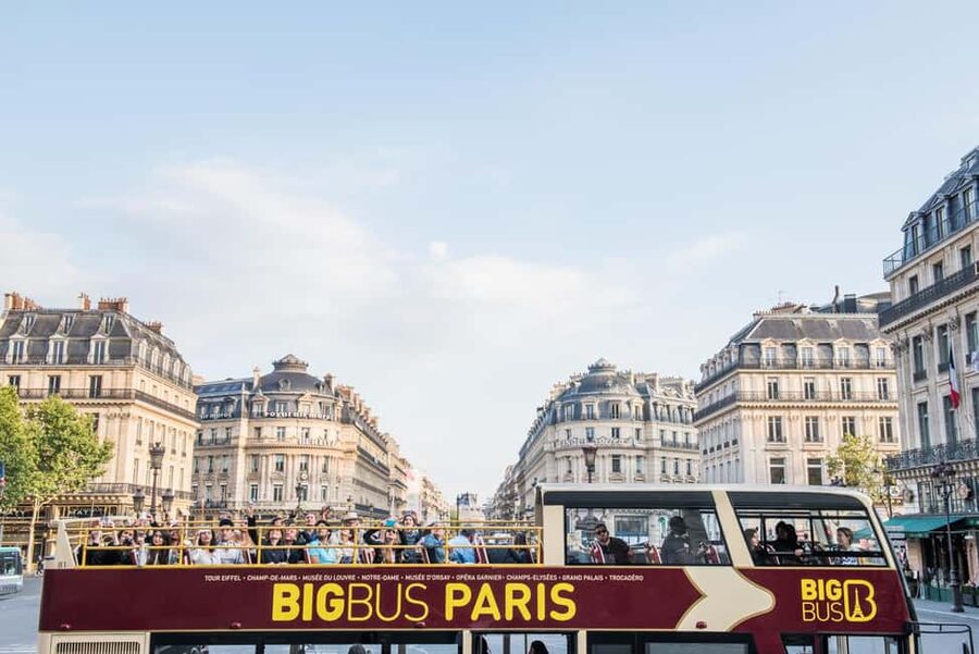Paris Day Trip with Eurostar and Hop-On Hop-Off Bus - Hop-on hop-off bus: the value of a city loop when you have limited time