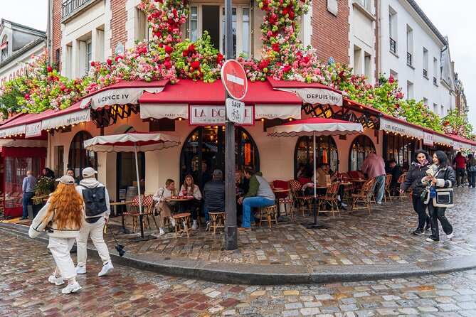 Paris Explorer Rail Tour from London with Paris Sightseeing Bus - Louvre time: world-class art, real constraints