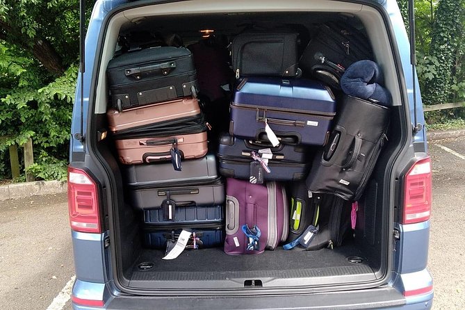 Port Arrival or Departure Shared Ride to London and Southampton - London and Heathrow pickup: meeting points, time slots, and where you’ll likely wait