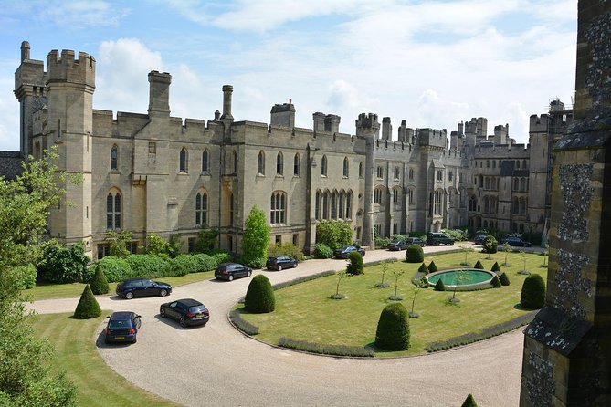 Pre-Cruise Tour from London to Dover Port via Dover Castle - Guide and onboard support: what to look for