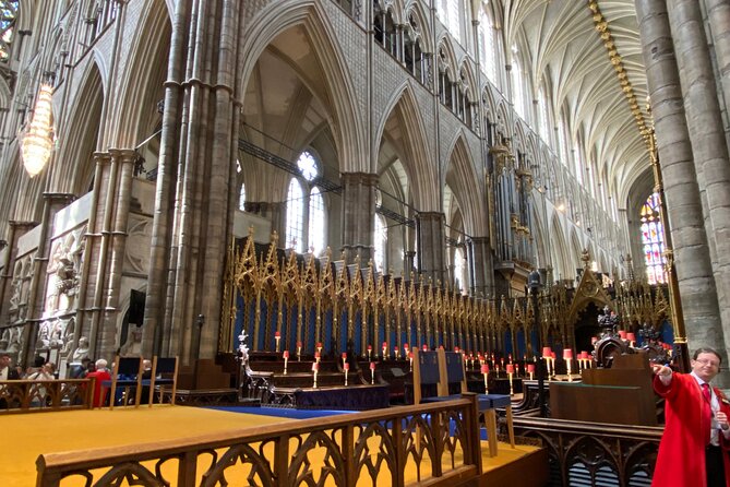 Priority Access Tour of Westminster Abbey with London Eye option - Stop 1: Westminster Abbey, where the coronations connect to the stones