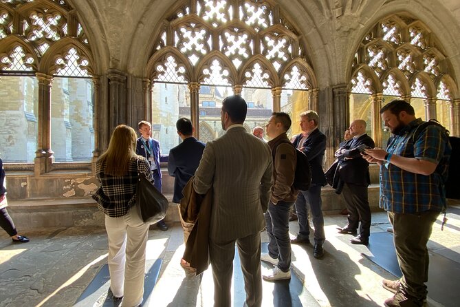 Priority Access Westminster Abbey Tour with a Professional Guide - Priority entry that actually helps inside Westminster Abbey