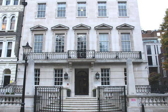 Private 3 hour Poirot Tour of London by Black Taxi - The Florin Court moment: Whitehaven Mansions photo time