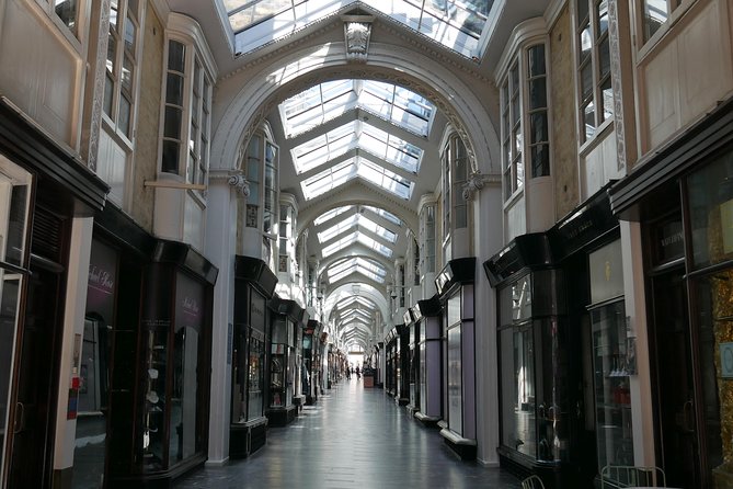 Private 3 hour Poirot Tour of London by Black Taxi - Price and value: when $575.88 per group makes sense