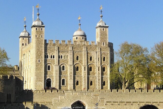 Private 3-hour Tour of The Iconic Tower of London & Tower Bridge - Tower Bridge stop: Engine Rooms, then up to the glass-floor walkway
