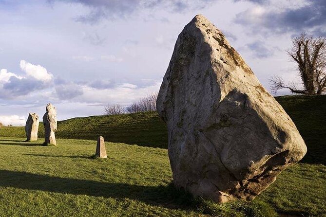 Private Archaeologist Guided Tour Stonehenge, Salisbury & Avebury - Salisbury Cathedral and Magna Carta: the day’s meaning shift