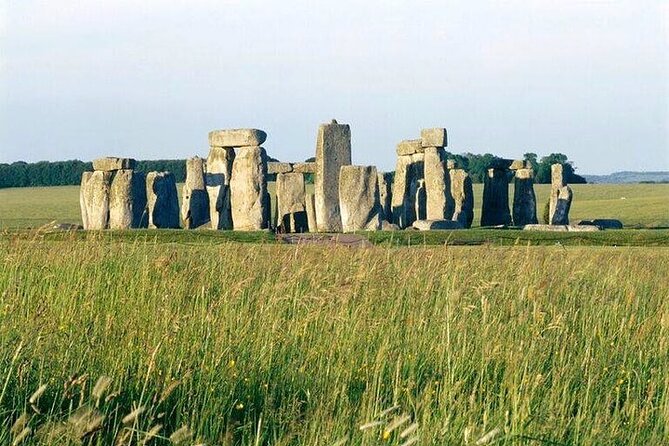 Private Archaeologist Guided Tour Stonehenge, Salisbury & Avebury - Price and value: what you are really paying for