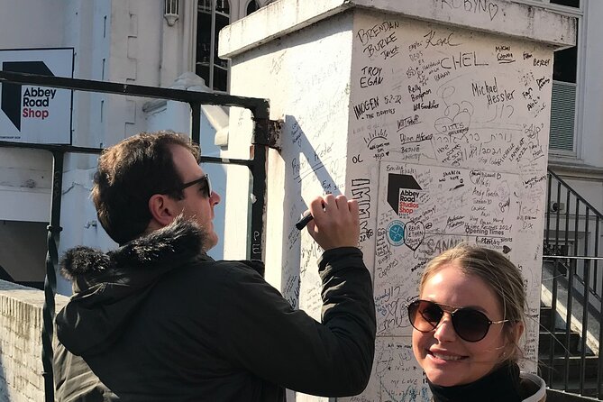 Private Beatles and London Rock Tour in Electric Taxi - Soho Walk: Music, Fashion, and Rock Hangout Energy