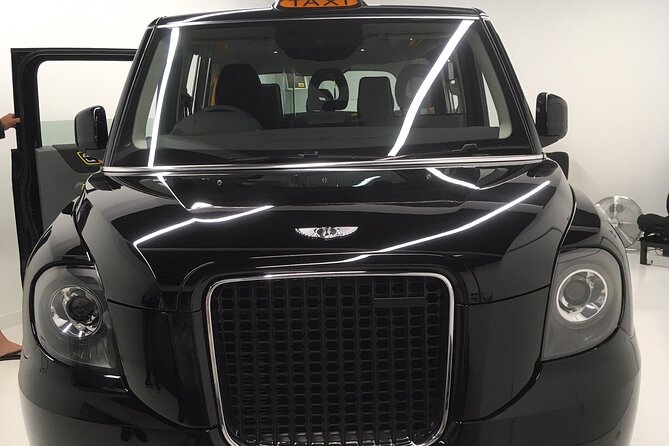 Private Beatles and London Rock Tour in Electric Taxi - How the Taxi Guide Makes the Day Feel Personal