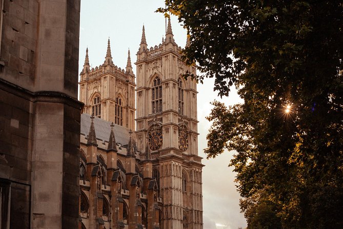 Private City Kickstart Tour: London - Stop 3: Big Ben, the practical photo moments