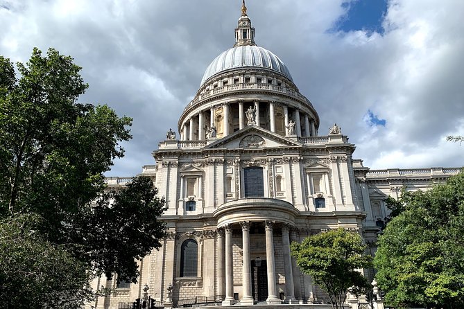 Private Custom Walking Tour: Half Day Sightseeing Tour of London - Price and value: what $426.02 per person covers