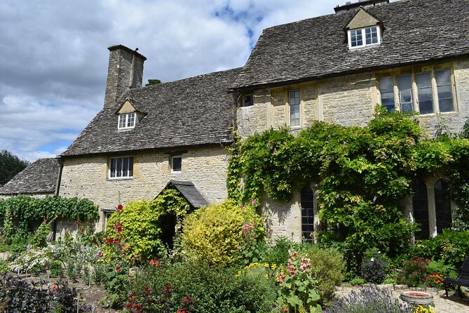 Private Day in the Cotswolds Tour - Burford’s High Street, Chocolate-Box Photos and Shopping Time