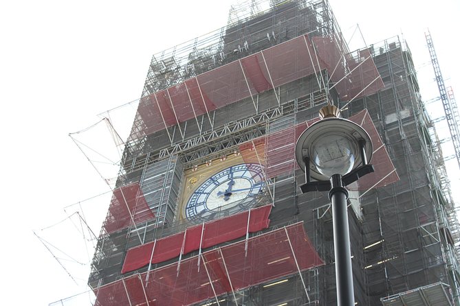 Private Doctor Who Walking Tour of London - St Thomas Street and The Shard: A Filming-Street Story on a Clear Day