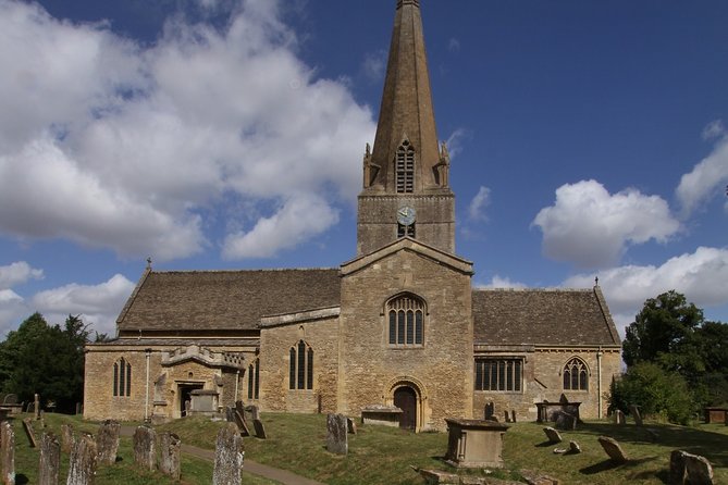 Private Downton Abbey Tour, including Bampton, Cogges Farm, and Highclere - Bampton, Downton Village Streets, Church, and Pubs
