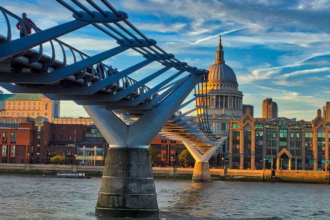 Private Driver Guided Tour of London - London Eye plus a photo-friendly route for skyline views