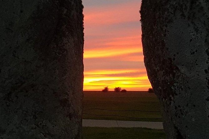 Private driver guided tour Stonehenge - Key points at a glance