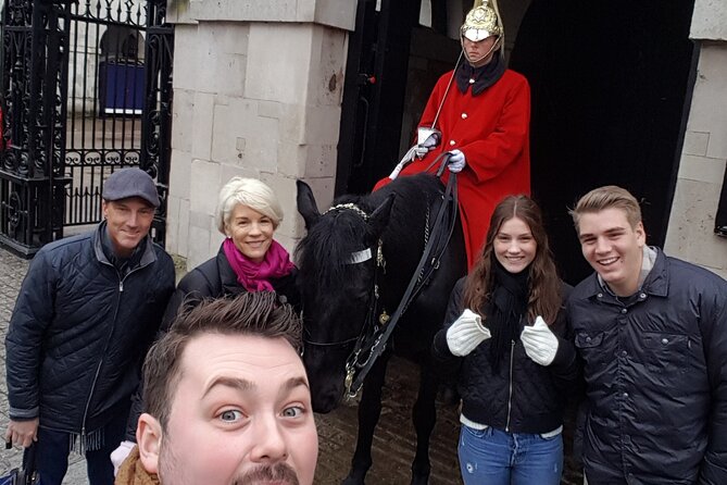 Private Full-Day London Tour by Foot & Public Transport - Royal London Core: Buckingham Palace to St James’s Park