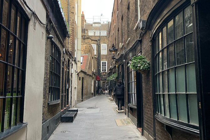 Private Guided Tour of Harry Potter Locations - English/ Italian - Photo and Timing Strategy for a 2-Hour Potter Sprint