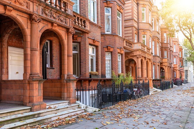 Private Guided Tour of Historic Chelsea - Sloane Square: A Great Launch Pad for Chelsea