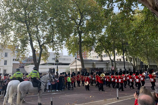 Private Guided Tour of London Landmarks - English or Italian - Westminster Area Stops: Palace of Westminster and Westminster Abbey