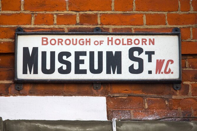 Private Guided Walking Tour of Bloomsbury, London - Stop 3: the children’s hospital, a literature connection, and a monarch’s medicinal treatment