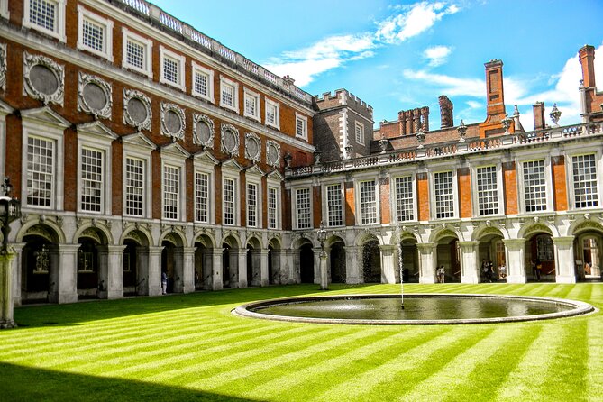Private Half-Day Tour of Hampton Court - Hampton Court Palace: the core 3 hours that shape the whole day