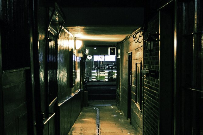 PRIVATE Jack the Ripper Ghost Walking Tour in London - Stop 1, Old Spitalfields Market: conspiracies at street level