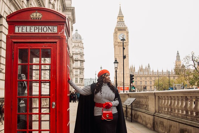 Private landmarks photoshoot for families and couples - Stop 1: Big Ben and the Westminster bridge area