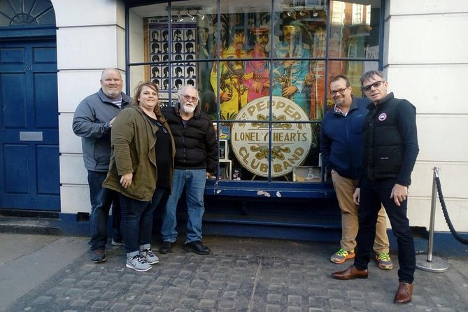 Private London Beatlemania Tour in an Iconic Black Cab - Mayfair corners: Green Street, Chapel Street, and Masons Yard