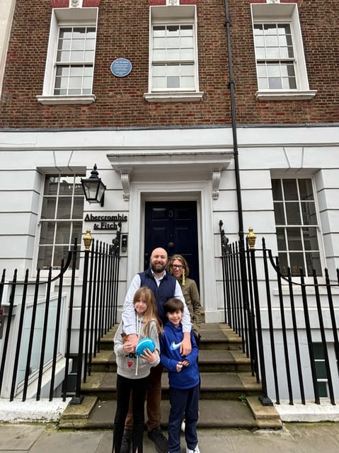 Private London Beatles Taxi Tour with Local Guide - The rooftop gig stop and the last live-concert context