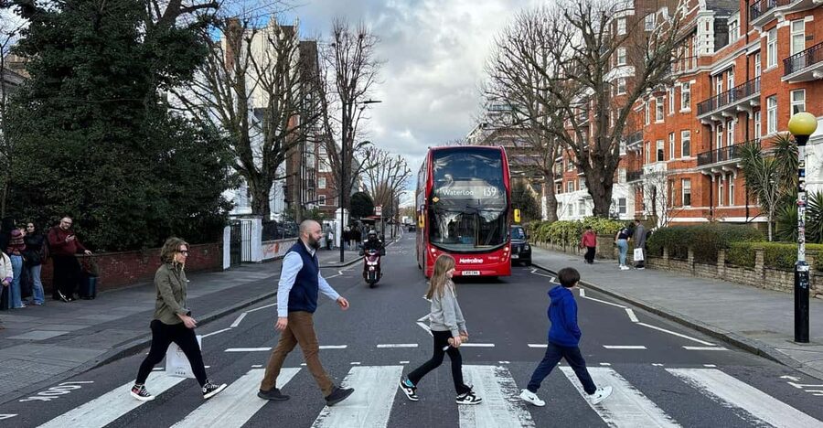 Private London Beatles Taxi Tour with Local Guide - Your guide is the secret sauce: cabbie + trained tour guide