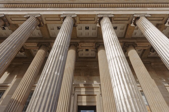 Private London British Museum Tour for Kids and Families - How the Guide Keeps Everyone Engaged in a Crowded Museum