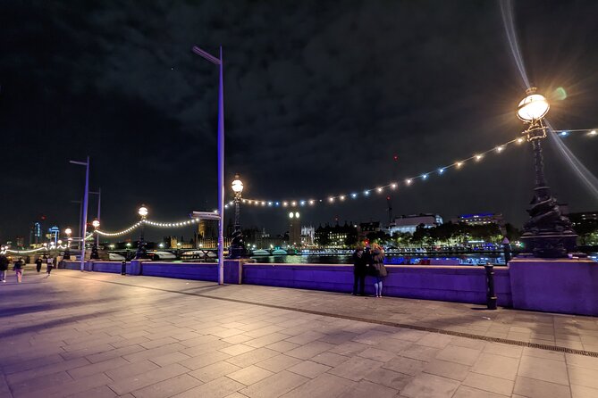 Private London Evening Tour by Car - West End atmosphere, the Royal Courts of Justice, and a top viewpoint