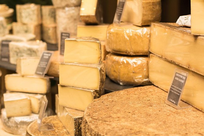 Private London Food Tour: Classic British Eats at London Bridge - A 3.5-hour London Bridge route built for classic British comfort food