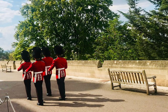 Private London Taxi Royal Windsor and Runnymede Tour - Why a private taxi makes Windsor and Runnymede easier than DIY