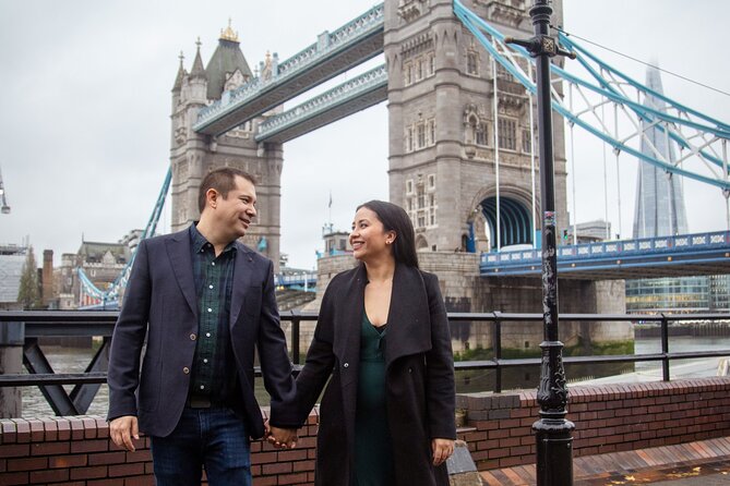 Private Professional Photoshoot Outside Tower Bridge in London - Key Highlights at a Glance