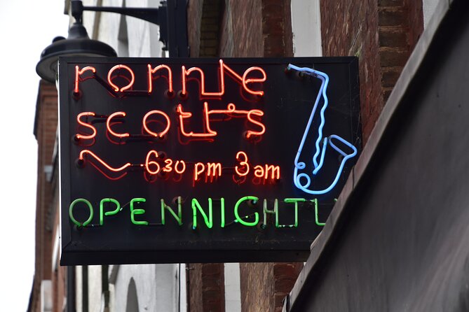 Private Rock 'n' Roll Music Tour of Central London - A private rock-and-roll route that feels like London itself is the playlist