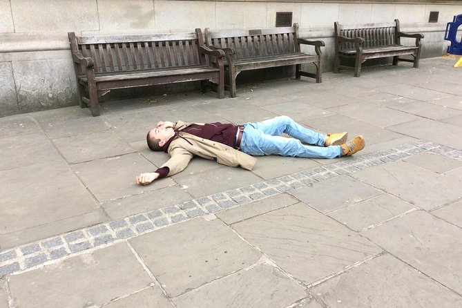 Private Sherlock Holmes Walking Tour in London - St. Paul’s Cathedral steps and the big-screen Sherlock look