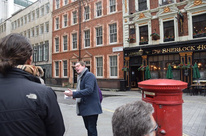 Private Sherlock Holmes Walking Tour of London - Time, pace, and footwear: plan like a London walker, not a museum visitor