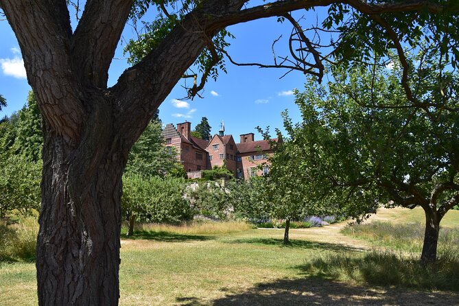 Private Taxi Transfer to Chartwell, Home To Sir Winston Churchill - Who this private Churchill transfer works best for