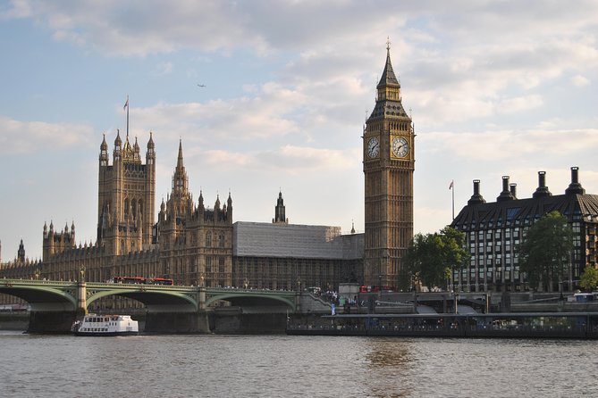 Private Tour: Chauffeur-Driven Tour of London - How the route typically moves, Westminster to the Tower area
