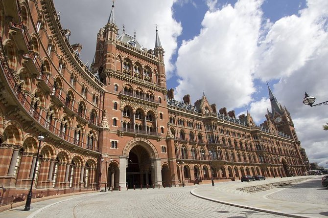 Private Tour: Downton Abbey London Locations by Taxi - What Makes The Best Parts Land: The Driver-Guide