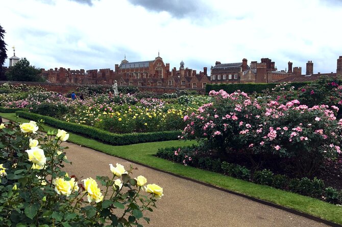 Private Tour: Hampton Court Palace Day Trip from London - Central London Landmarks Viewed From Outside (No Interior Visits Here)