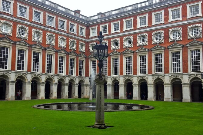 Private Tour: Hampton Court Palace Day Trip from London - The Changing of the Guard Bonus at Buckingham Palace