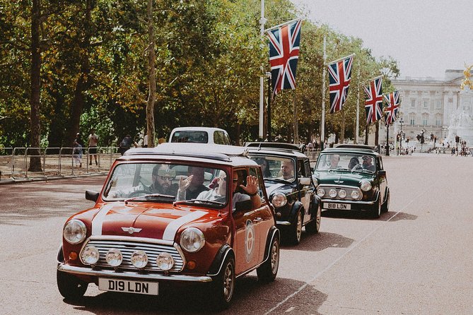 Private Tour of London's Landmarks in a Classic Car - Stop 3: The Historic Centre of London and the City’s Layout