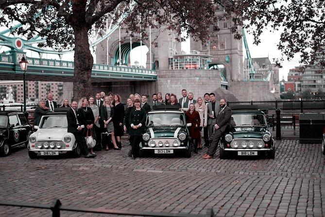 Private Tour of London's Landmarks in a Classic Car - Stop 5: Where the Monarch Resides and the Final Big Picture Moment