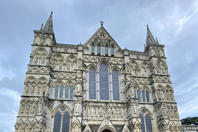 Private Tour of Stonehenge and Salisbury Cathedral - Timing strategy: why 9:00 am matters