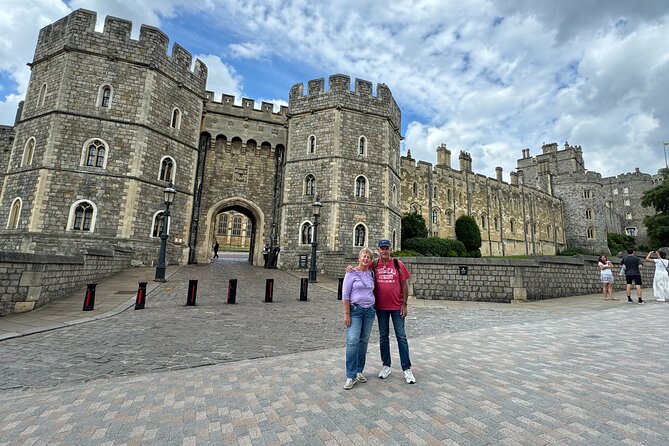 Private Tour of Windsor Town with Skip-the-Line Castle Tickets - Key highlights at a glance