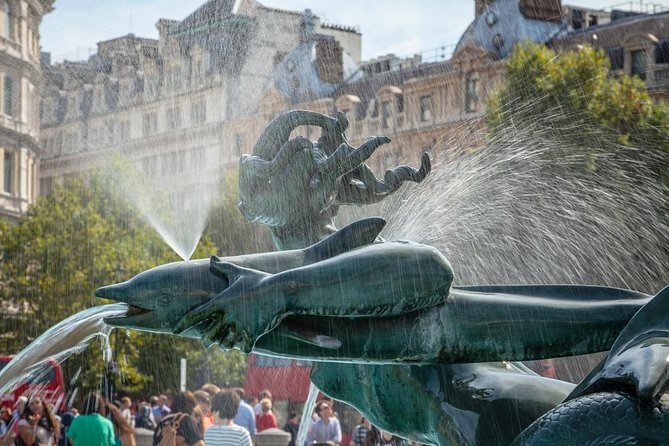 Private Tour: Photography Walking Tour from Trafalgar Square to Covent Garden - From Trafalgar Square lions to Whitehall views
