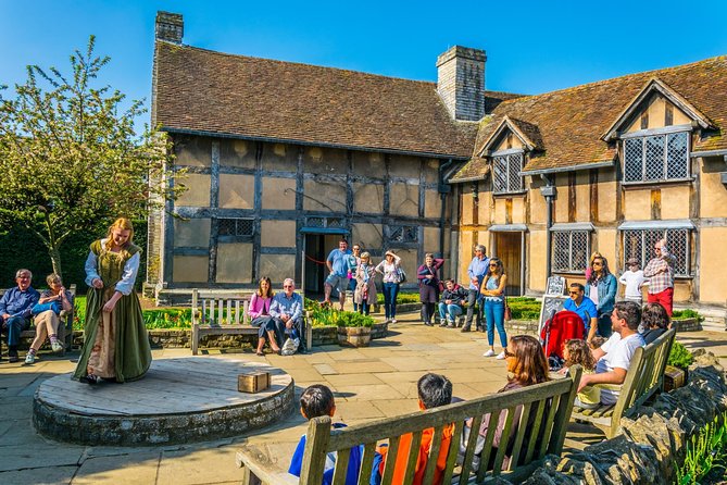 Private Tour to Stratford-Upon-Avon and The Cotswolds - 7:30 am Pickup and a Private Van That Keeps You Sane